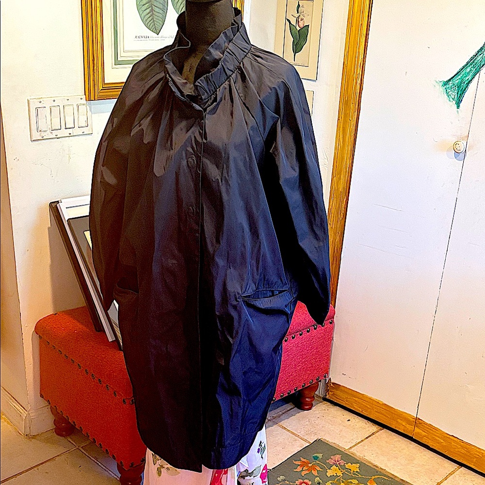 beautifully tailored Armani Collezione black light coat good for rain and shine!